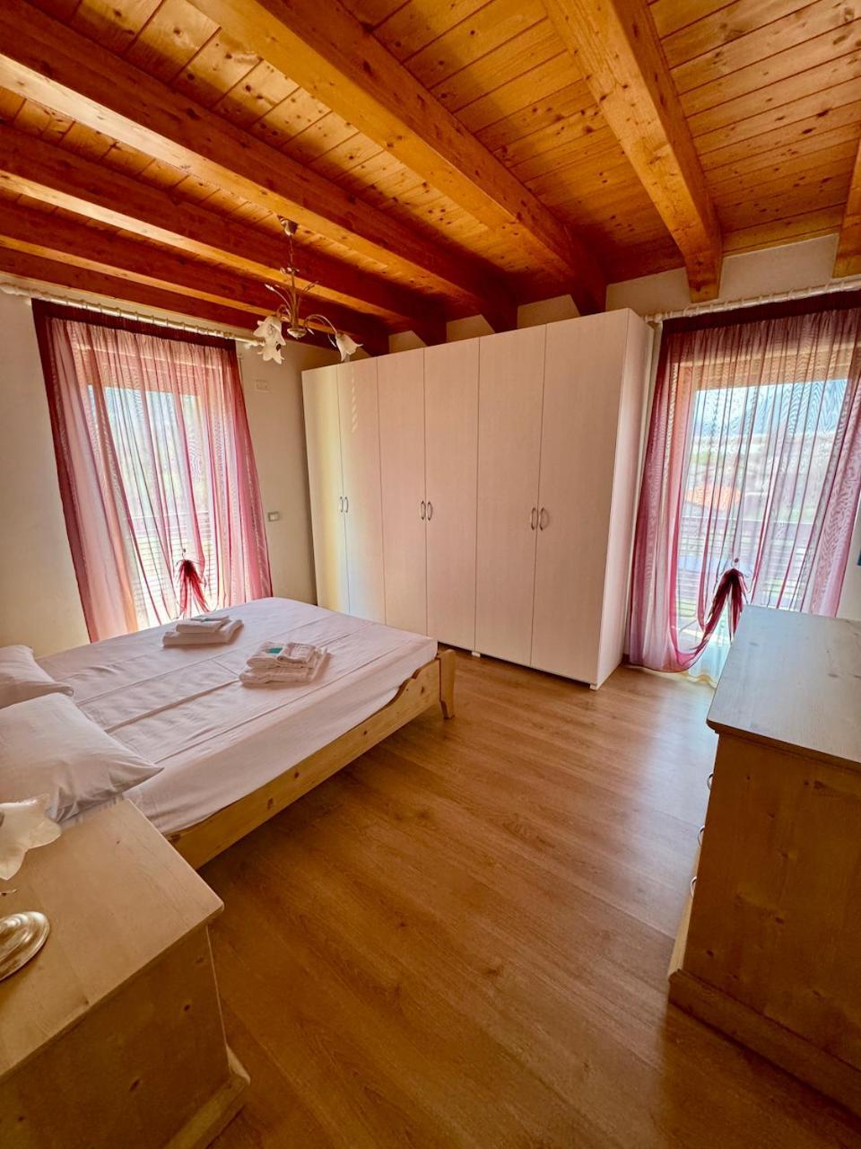 Ai Fol 6 - Stazione E Centro Apartment Feltre Exterior photo
